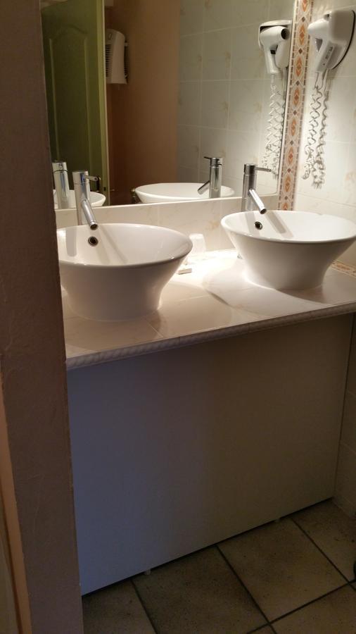 Hotel La Garbure Châteauneuf-du-Pape Zewnętrze zdjęcie